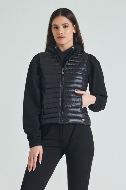 Picture of Sleeveless puffer jacket