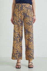 Picture of Animal print pants with pockets