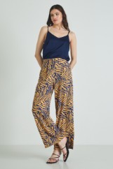 Picture of Animal print pants with pockets