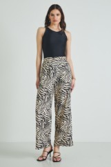 Picture of Animal print pants with pockets