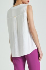 Picture of Sleeveless blouse with button