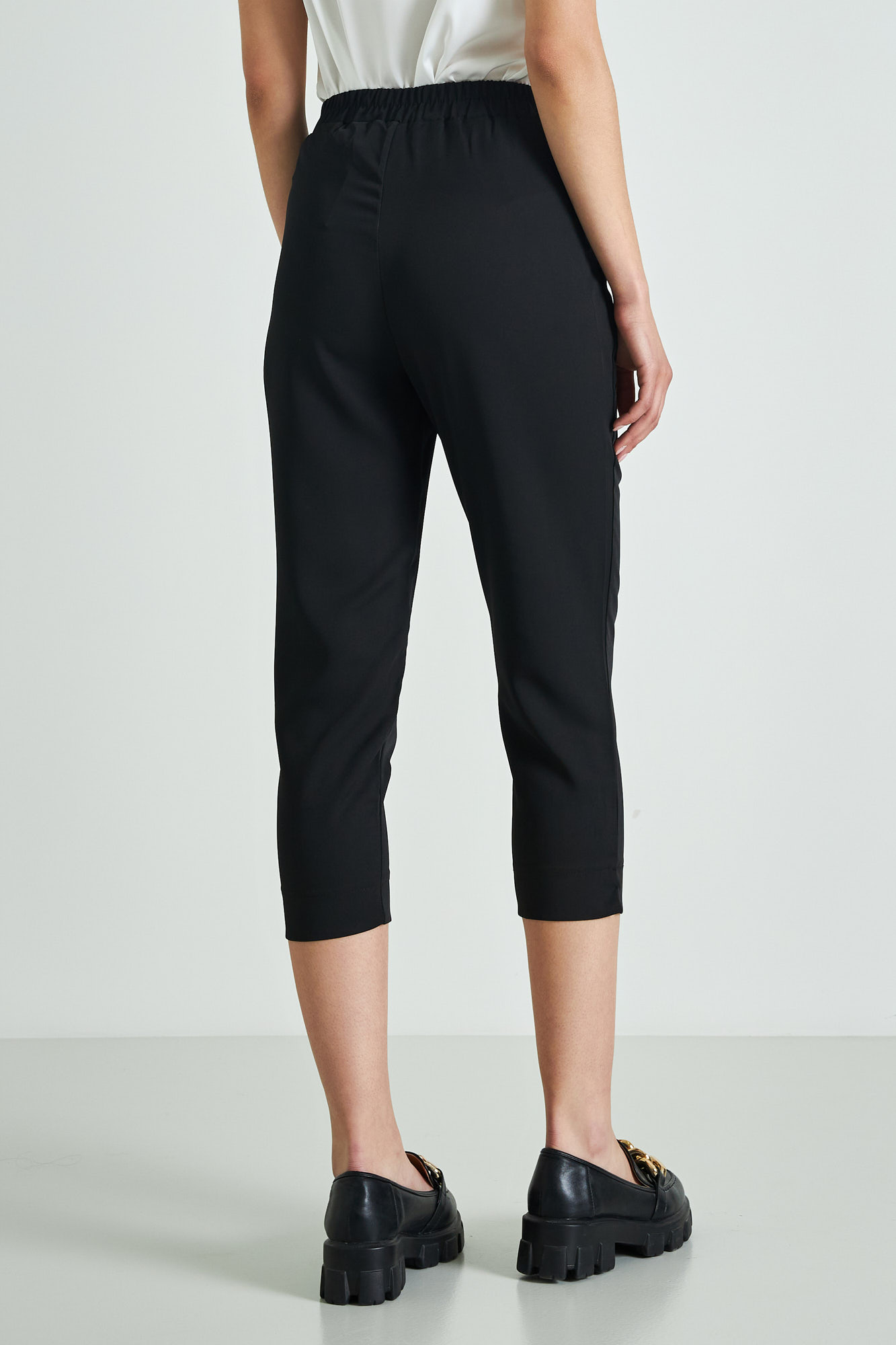 Εικόνα της Παντελόνι υφασμάτινο comfort με πιέτες