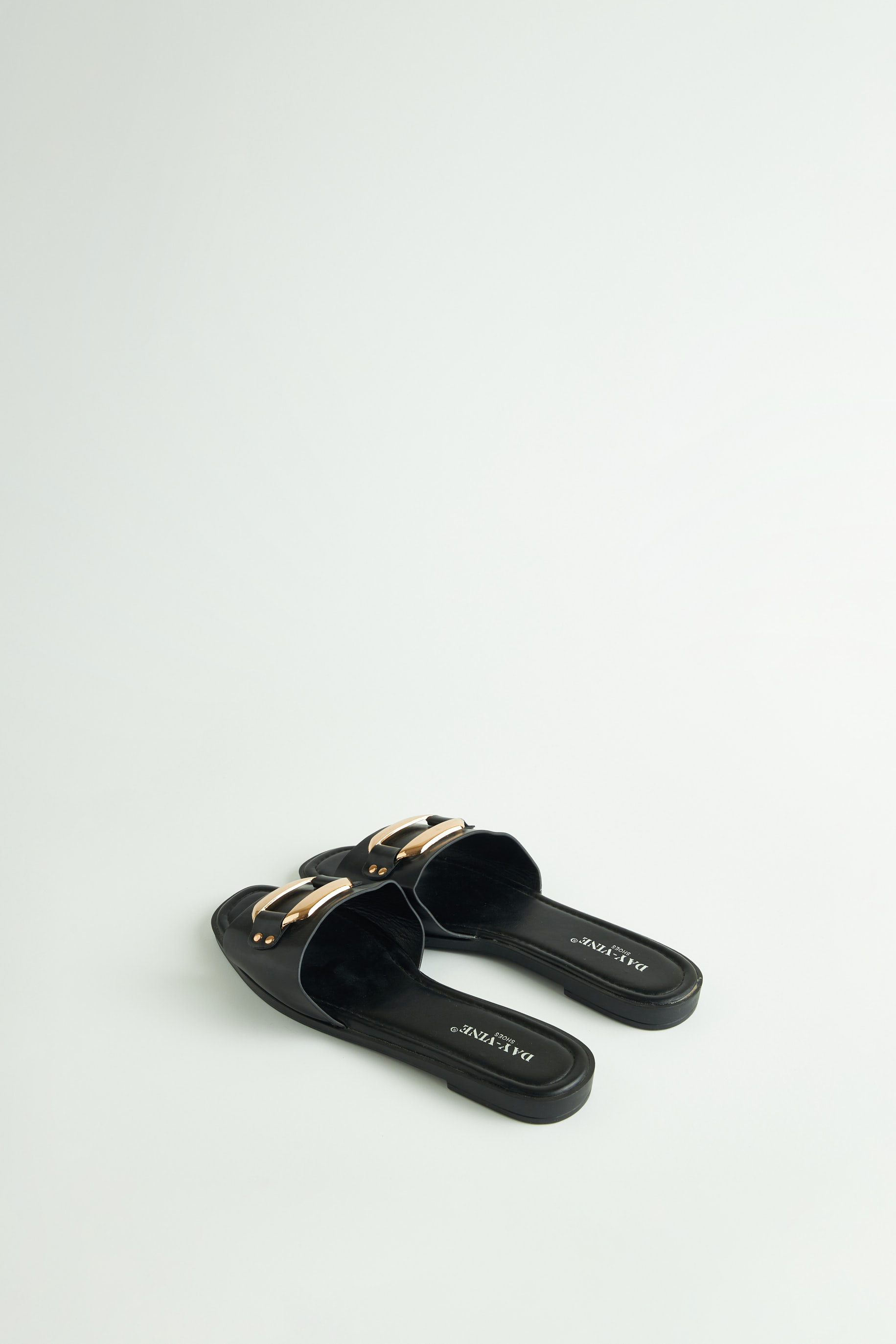 Picture of Sandals with buckle