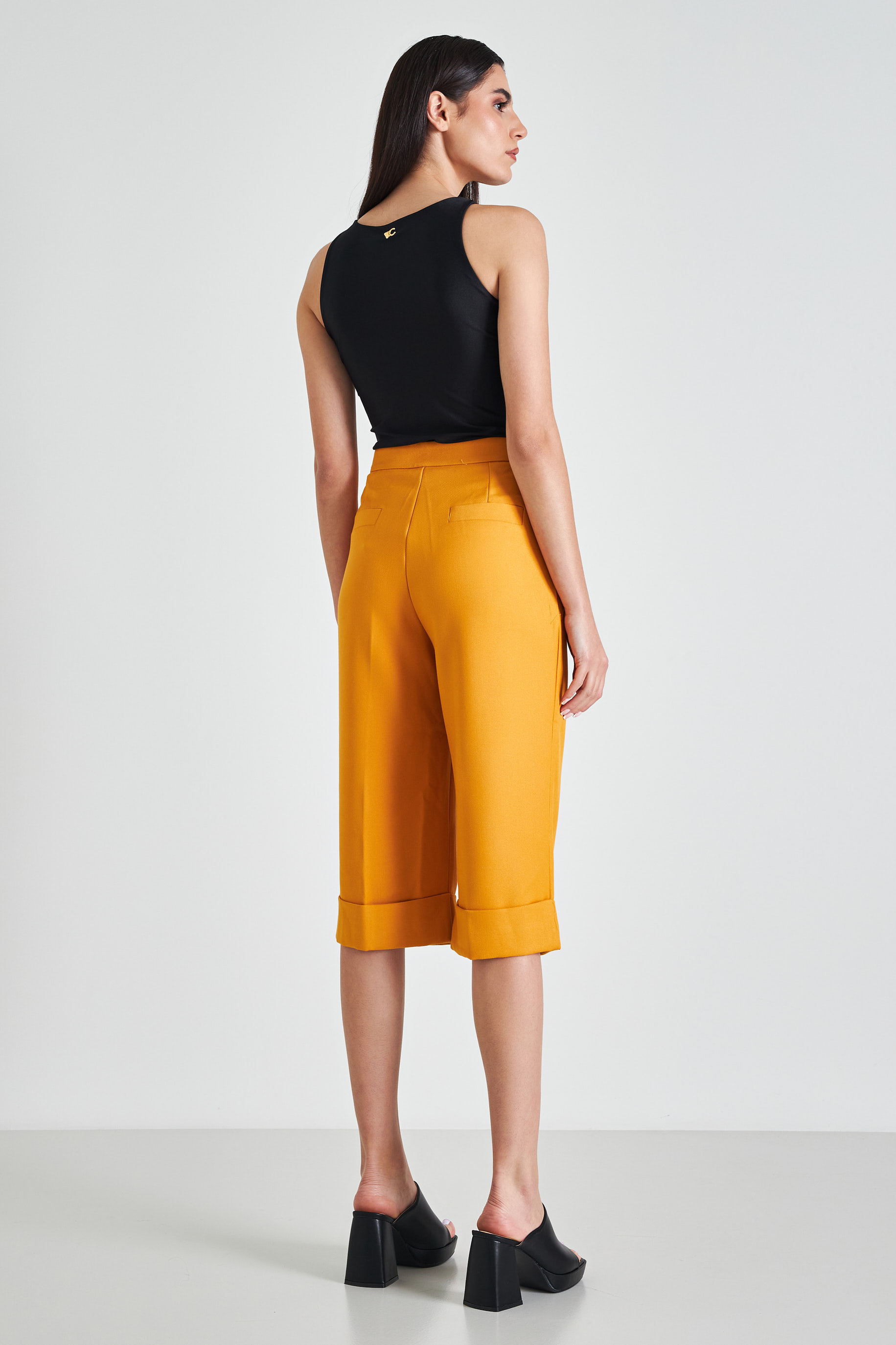 Picture of Pleated zip culotte pants