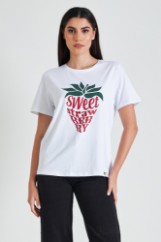 Εικόνα της T-shirt strawberry