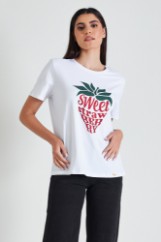 Εικόνα της T-shirt strawberry