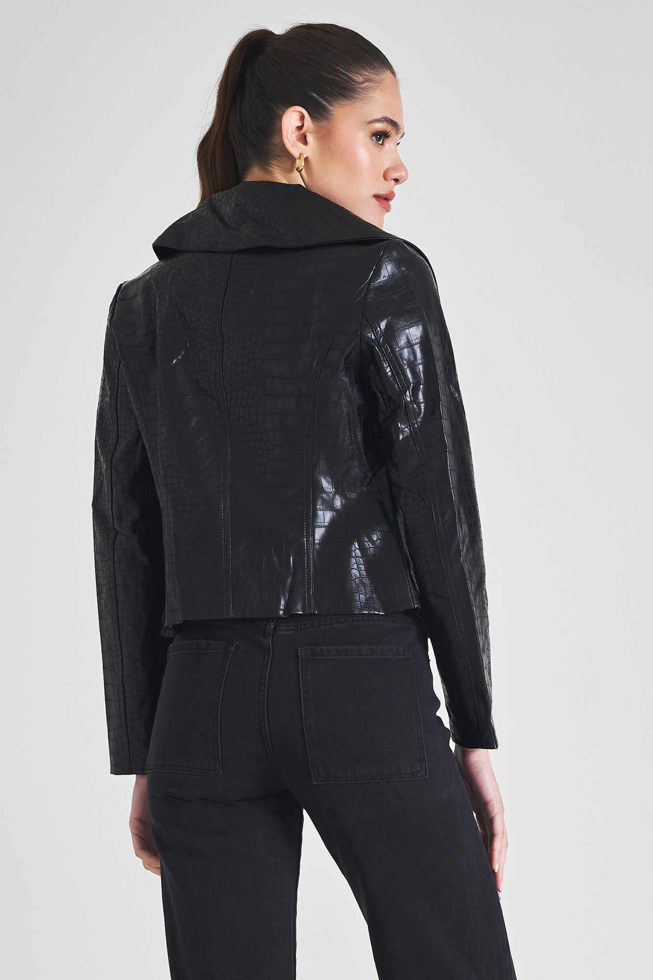 Εικόνα της Σακάκι δερματίνη με όψη croco