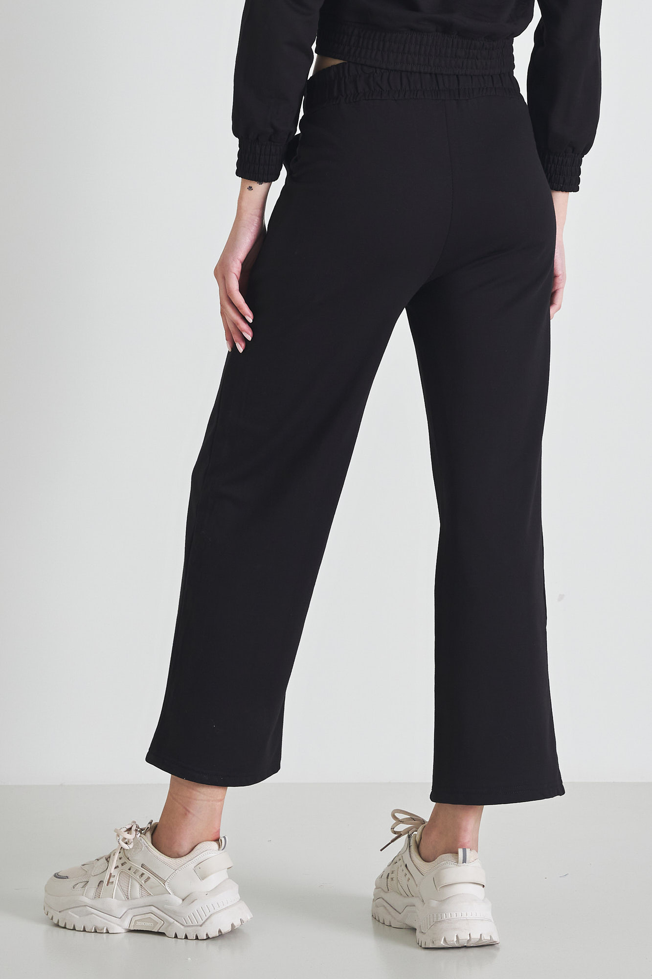 Picture of Jogging trousers with waistband