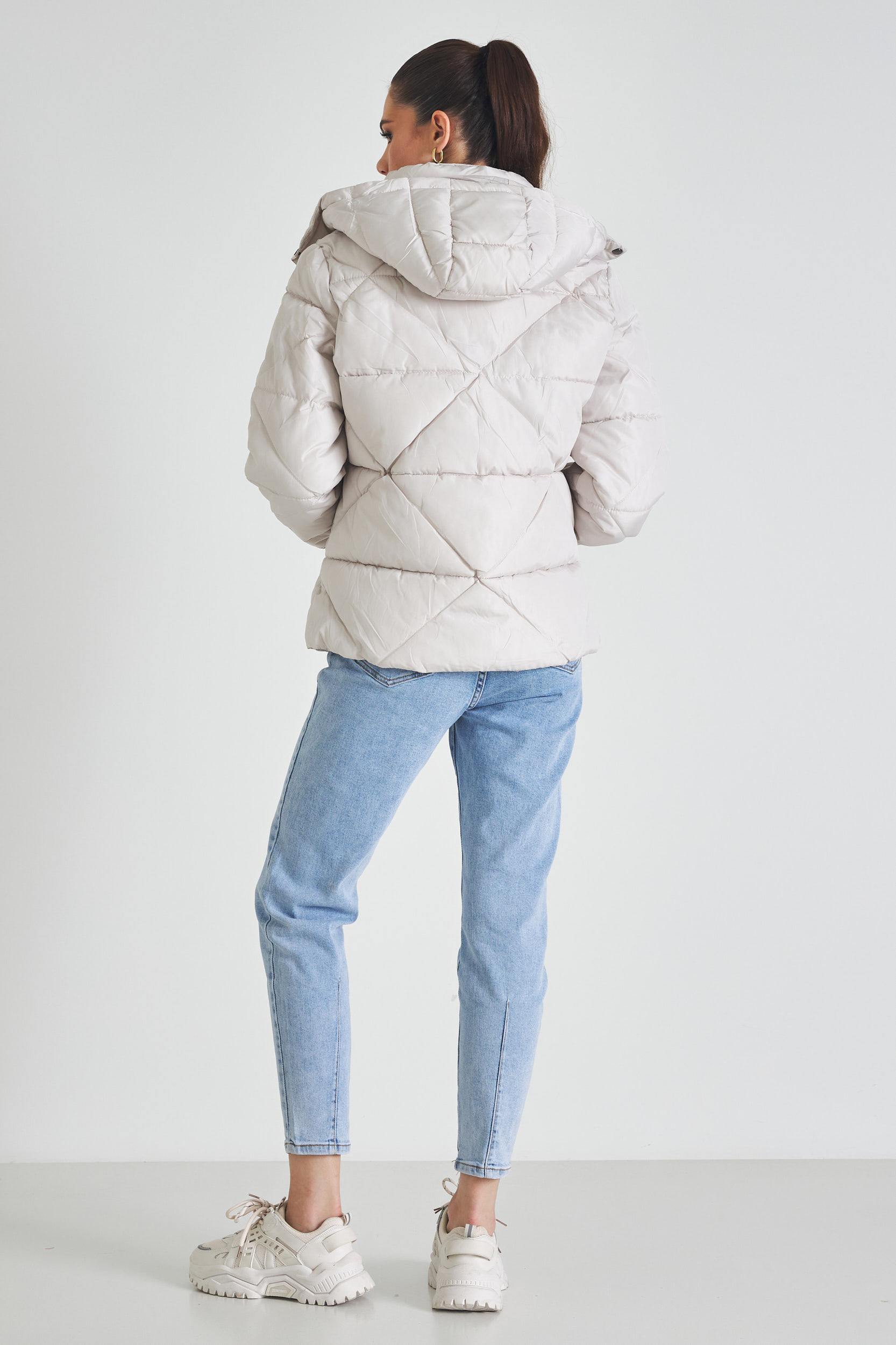 Picture of Puffer jacket with removable hood