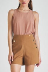 Picture of Highwaisted tailored shorts with buttons
