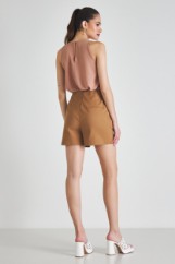 Picture of Highwaisted tailored shorts with buttons