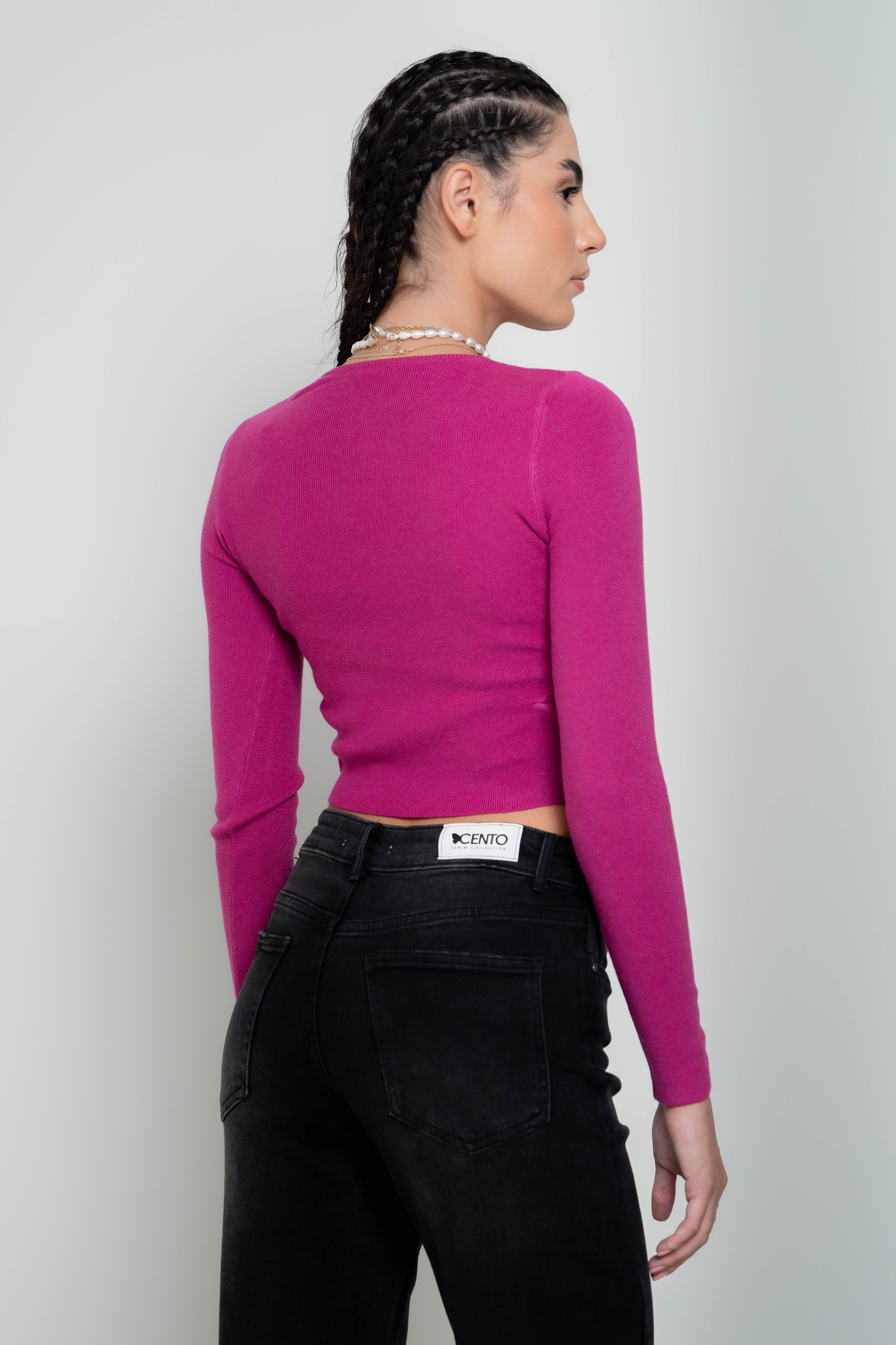 Picture of Cropped sweater with slits