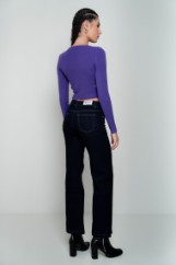 Picture of Cropped sweater with slits