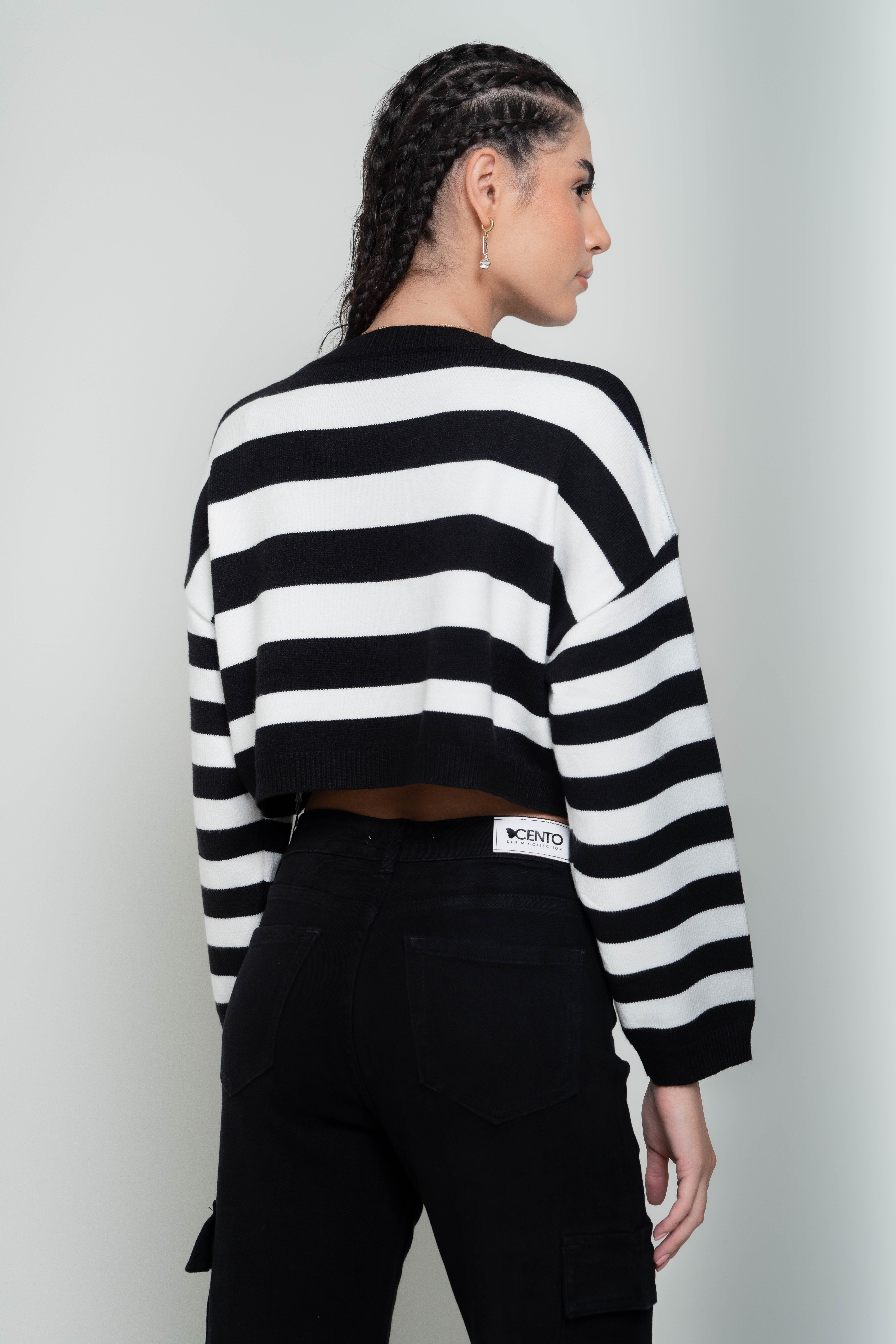 Picture of Striped cropped sweater
