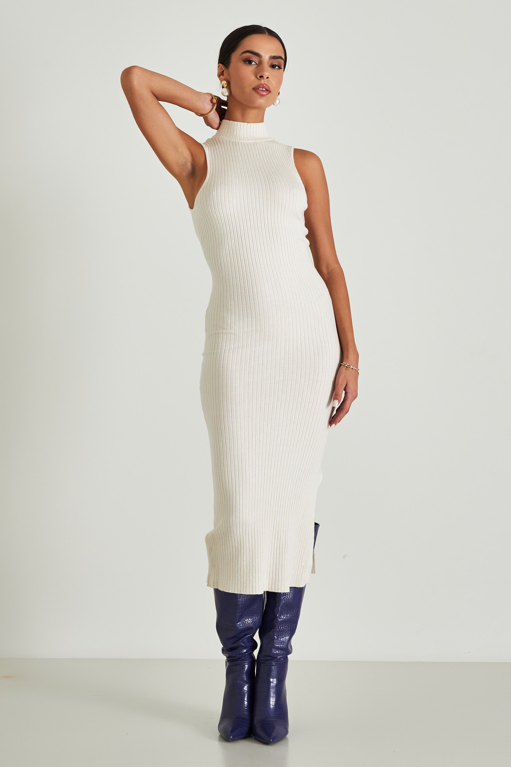 Picture of Ribbed dress with split