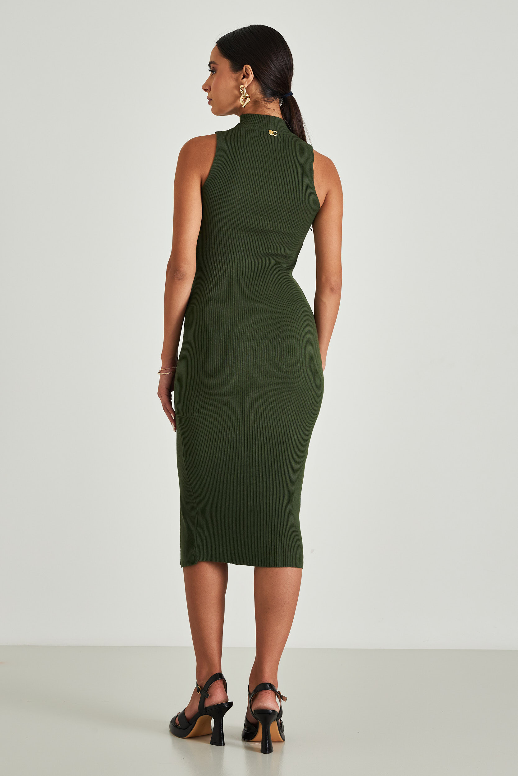 Picture of Ribbed dress with gold buttons