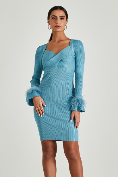 Picture of Ribbed dress with feathers