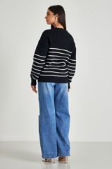 Picture of Thick knit stripped sweater