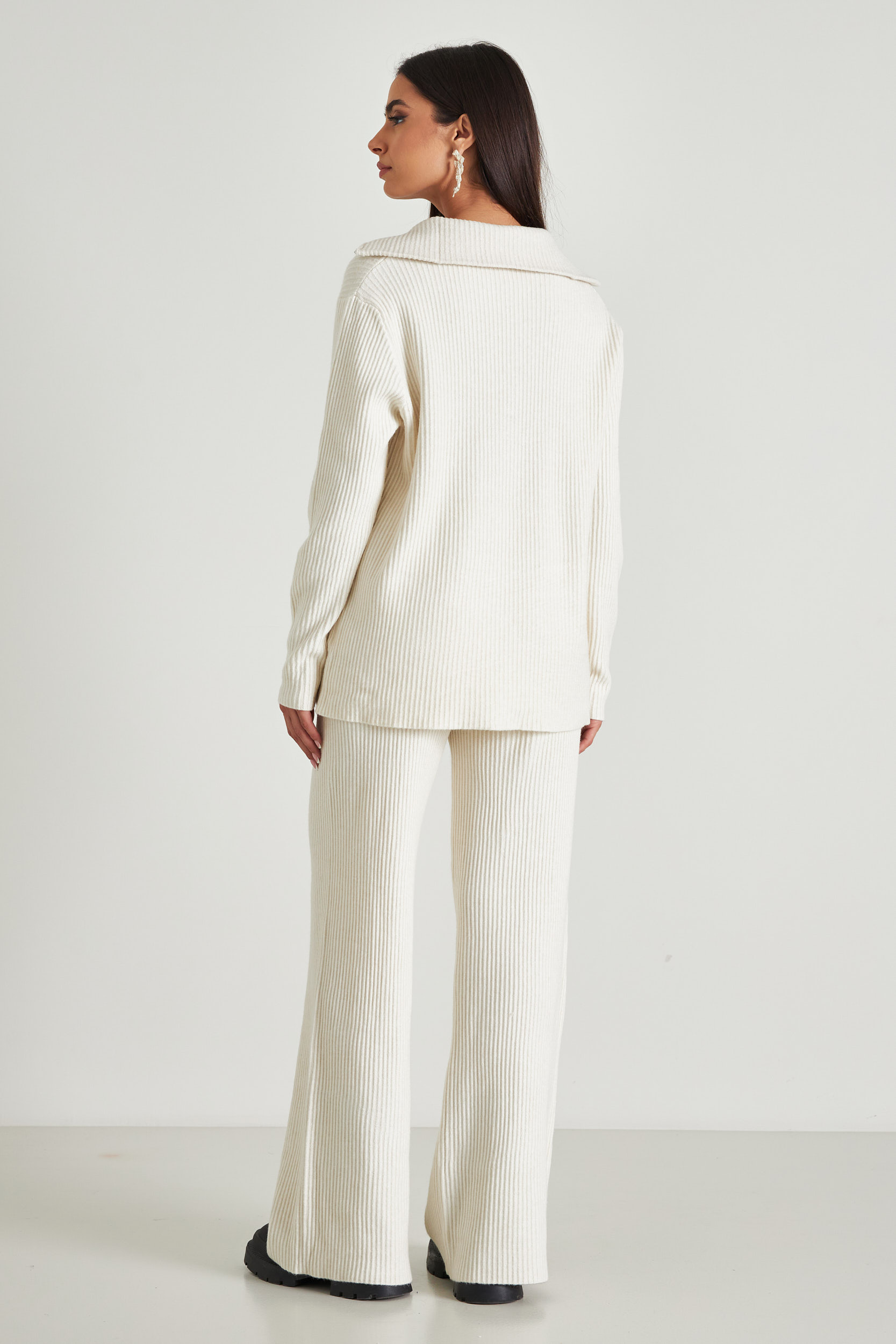 Picture of Ribbed knitted pants