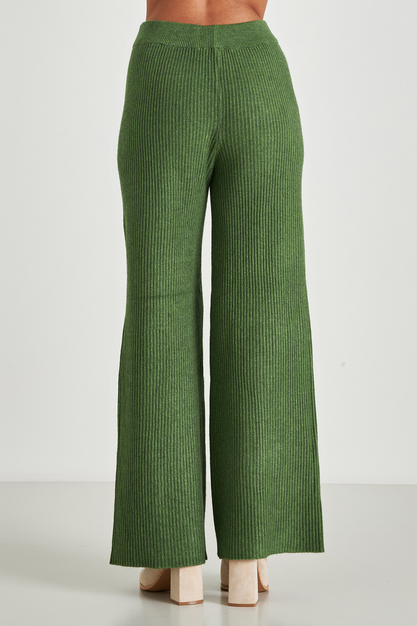 Picture of Ribbed knitted pants