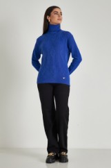 Picture of High neck knit sweater