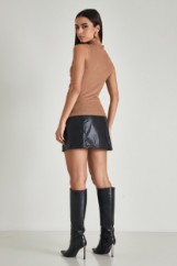 Picture of Tulle top with flower