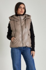 Picture of Sleeveless faux leather jacket