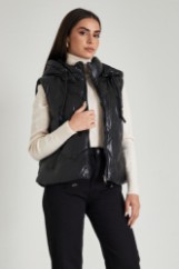 Picture of Sleeveless faux leather jacket