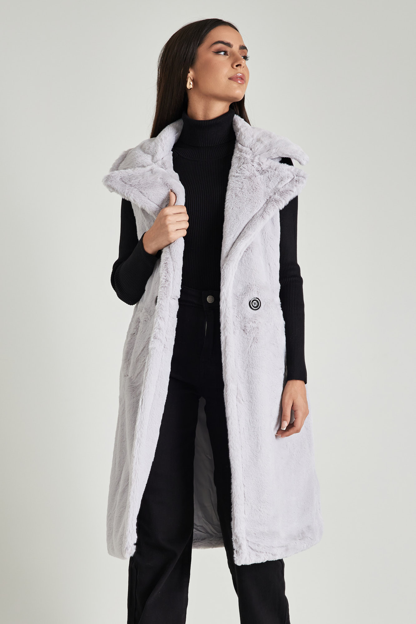 Picture of Sleeveless fur coat