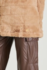 Picture of Fur coat with zipper