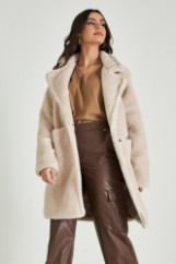 Picture of Teddy coat with pockets