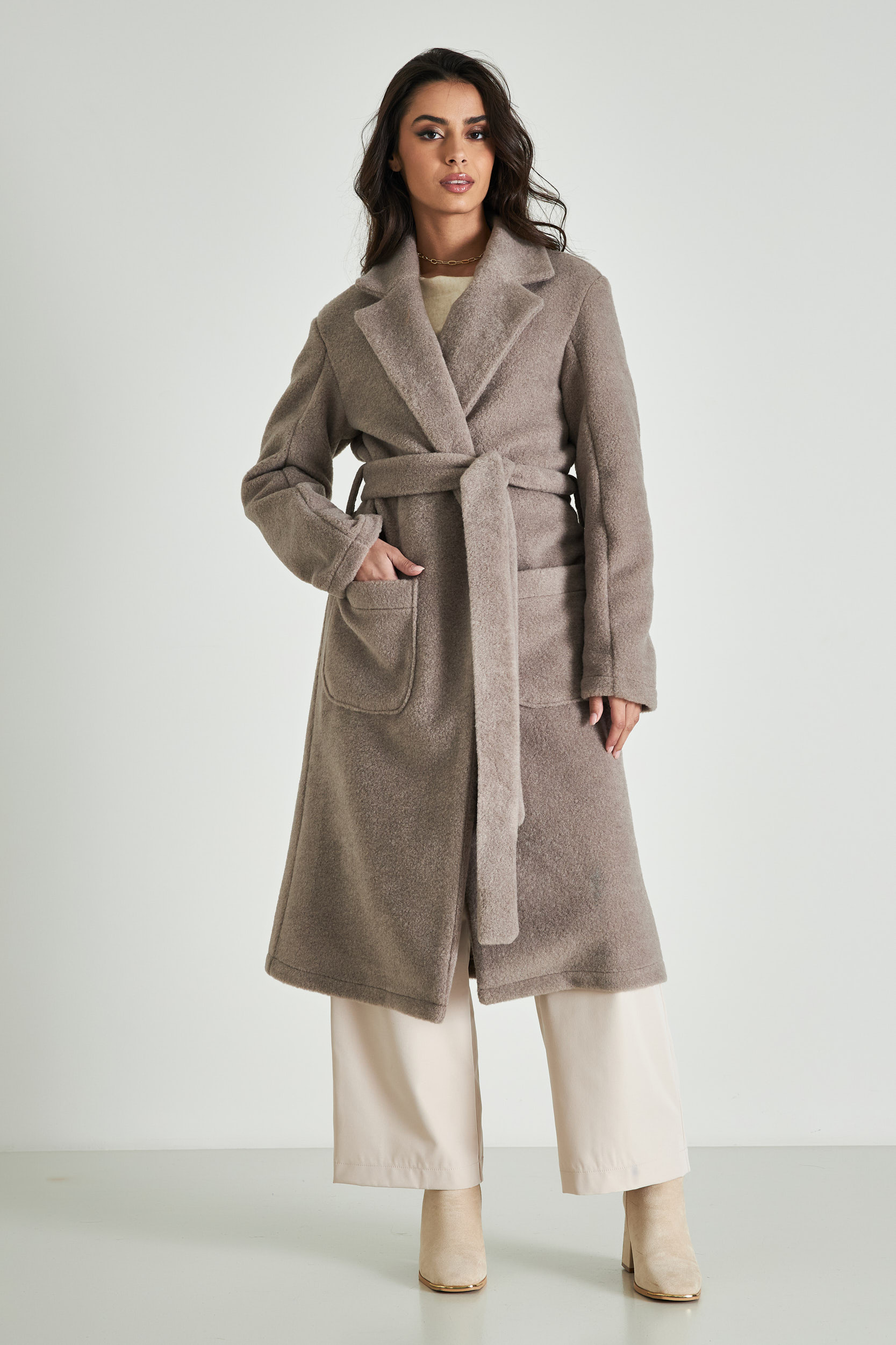 Picture of Oversized coat with collar