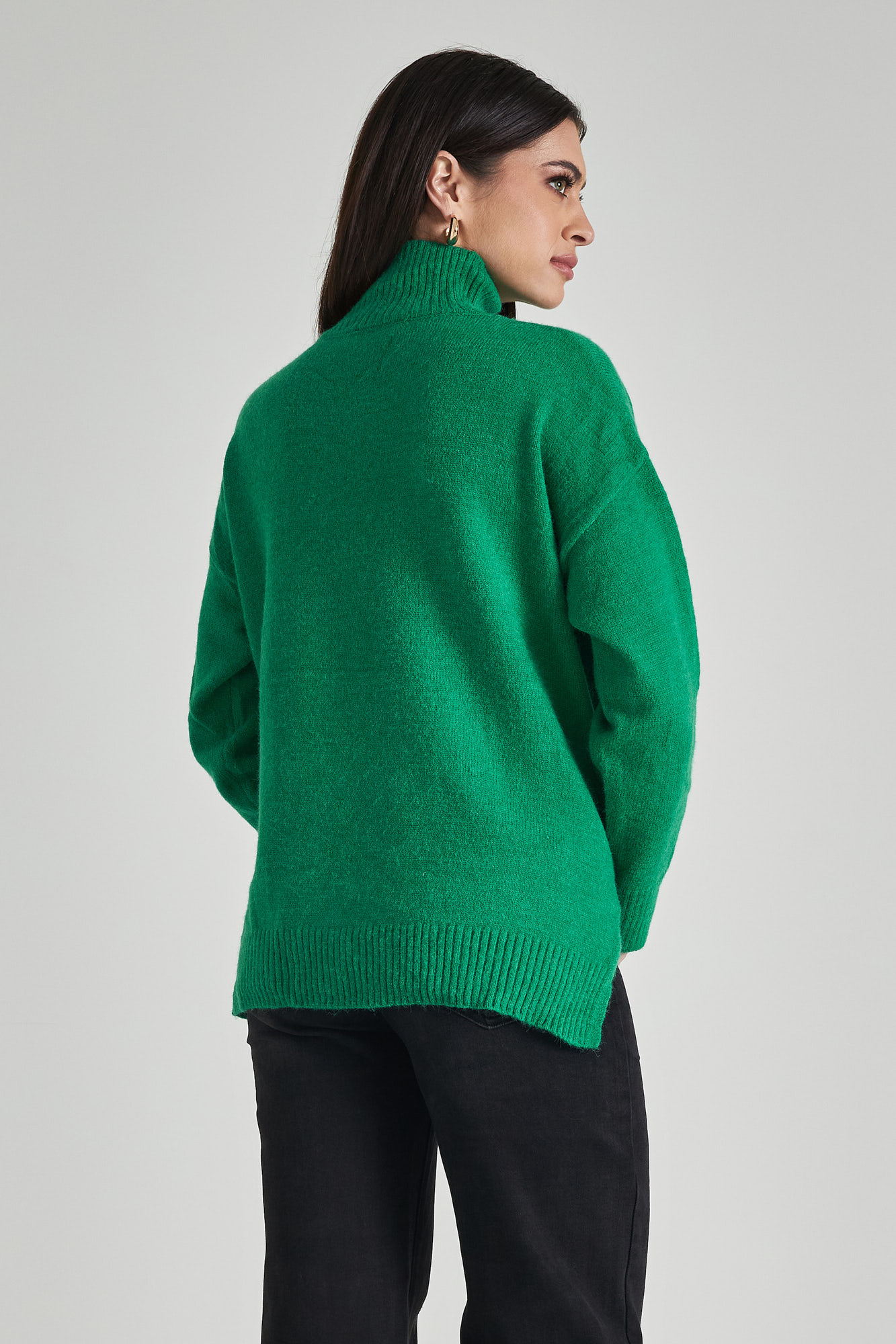 Picture of High neck loose sweater