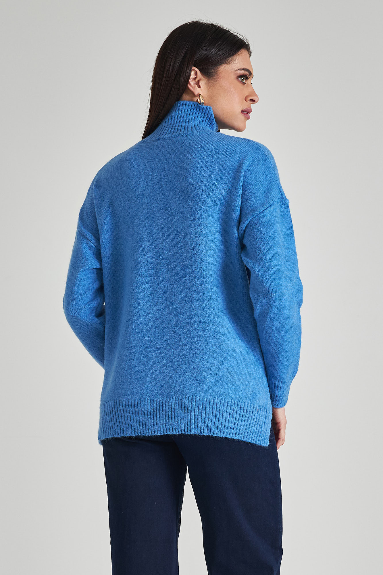Picture of High neck loose sweater