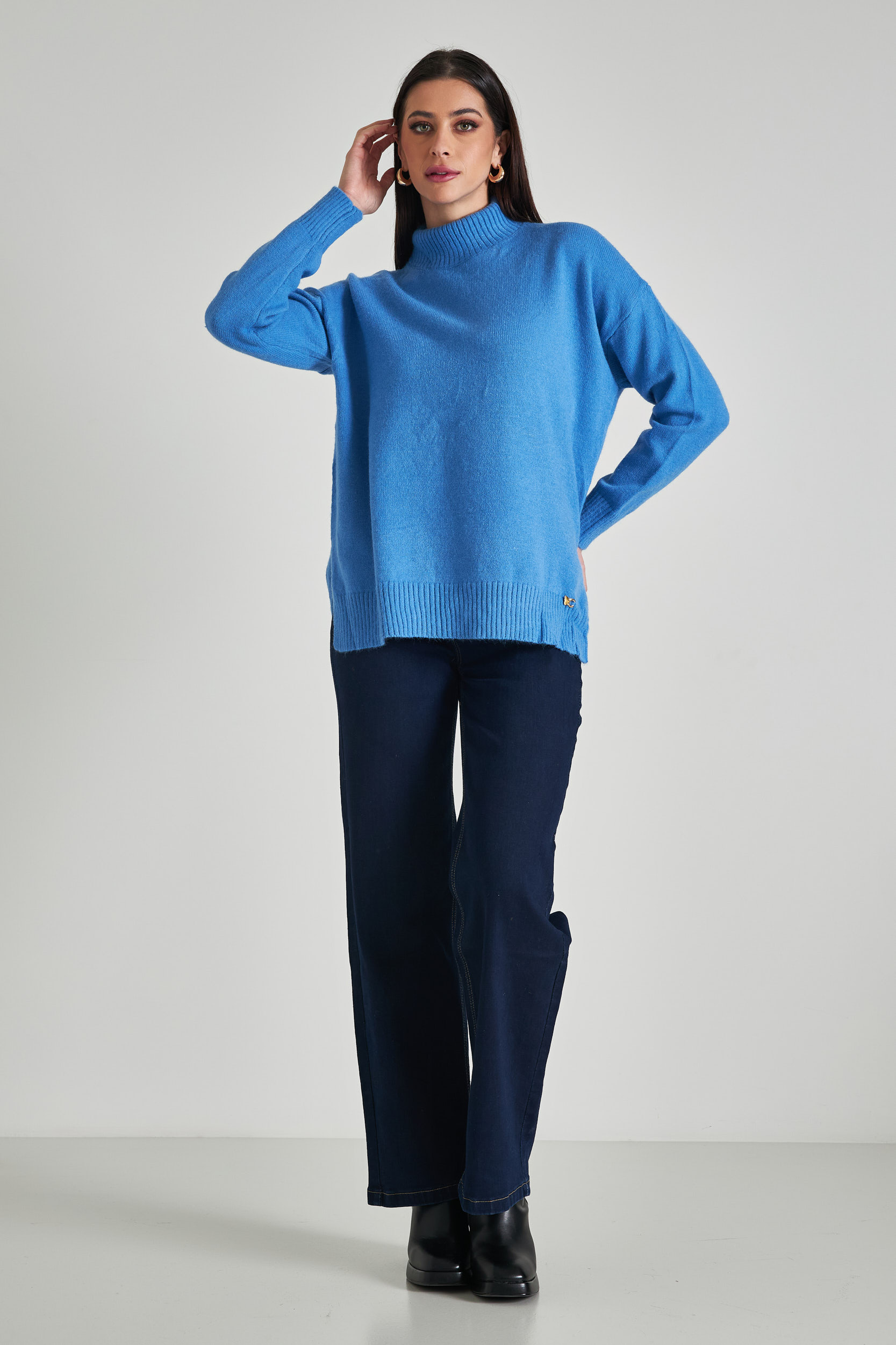 Picture of High neck loose sweater