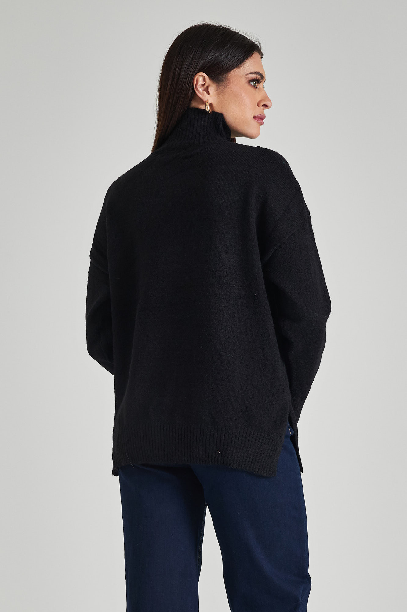 Picture of High neck loose sweater