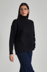 Picture of High neck loose sweater