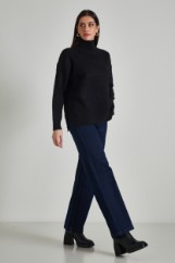 Picture of High neck loose sweater