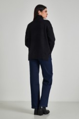 Picture of High neck loose sweater