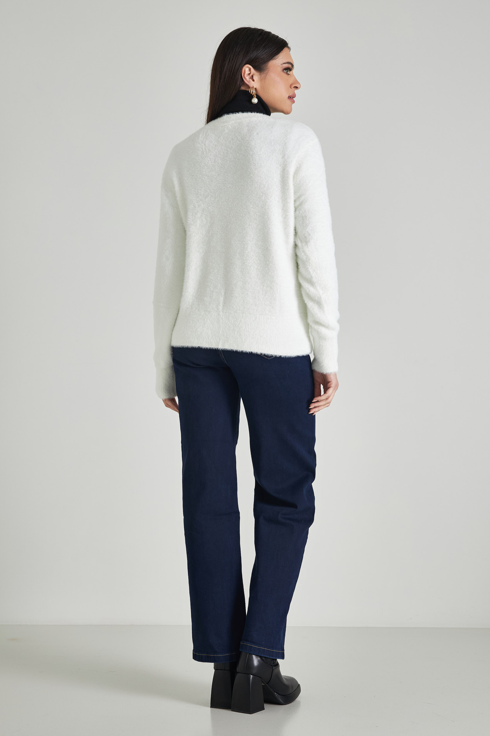Picture of Fluffy cardigan with metal buttons