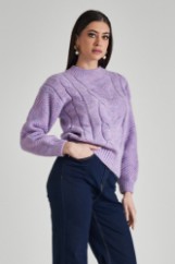 Picture of Braided sweater with colorful thread