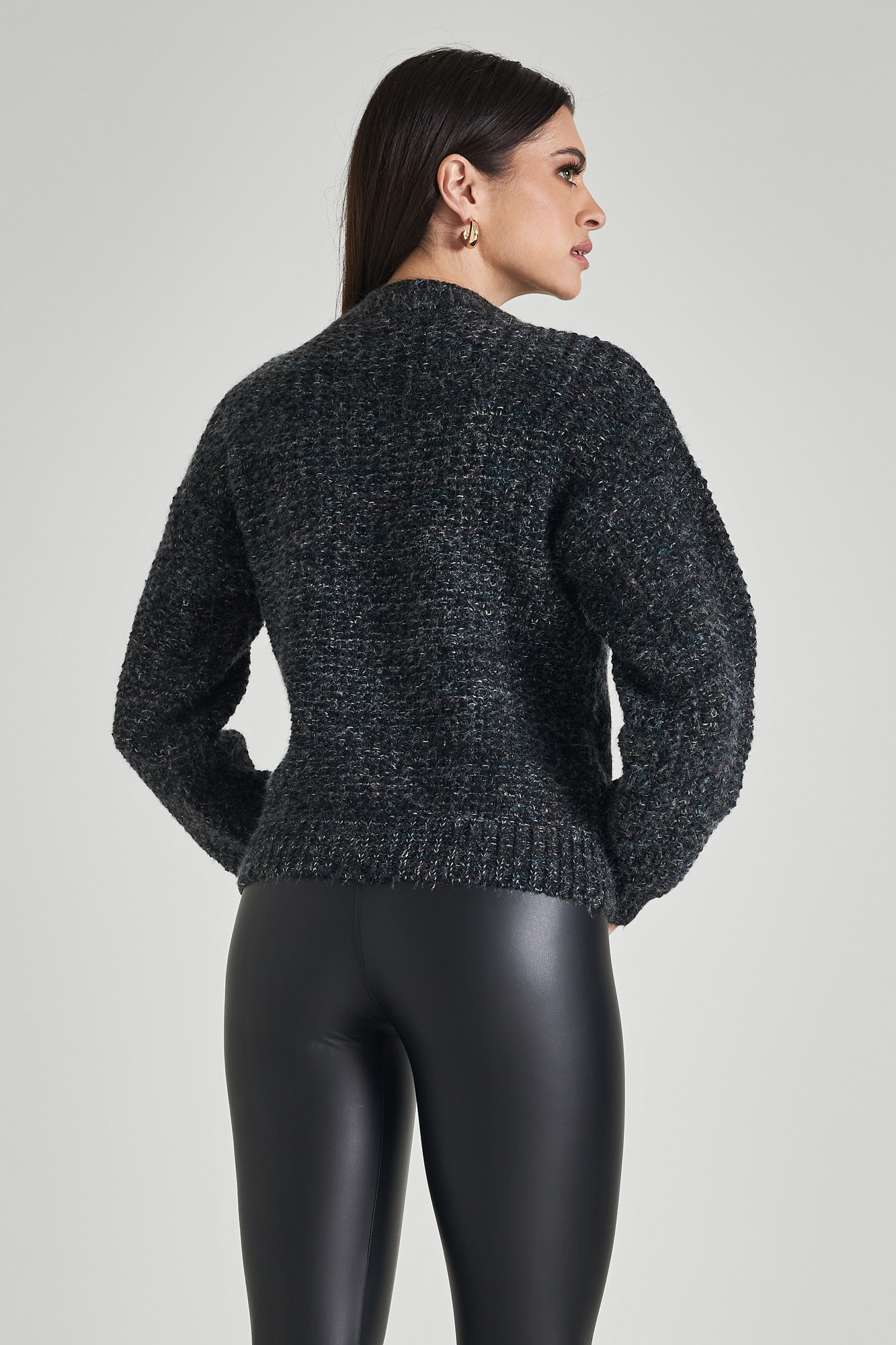 Picture of Braided sweater with colorful thread