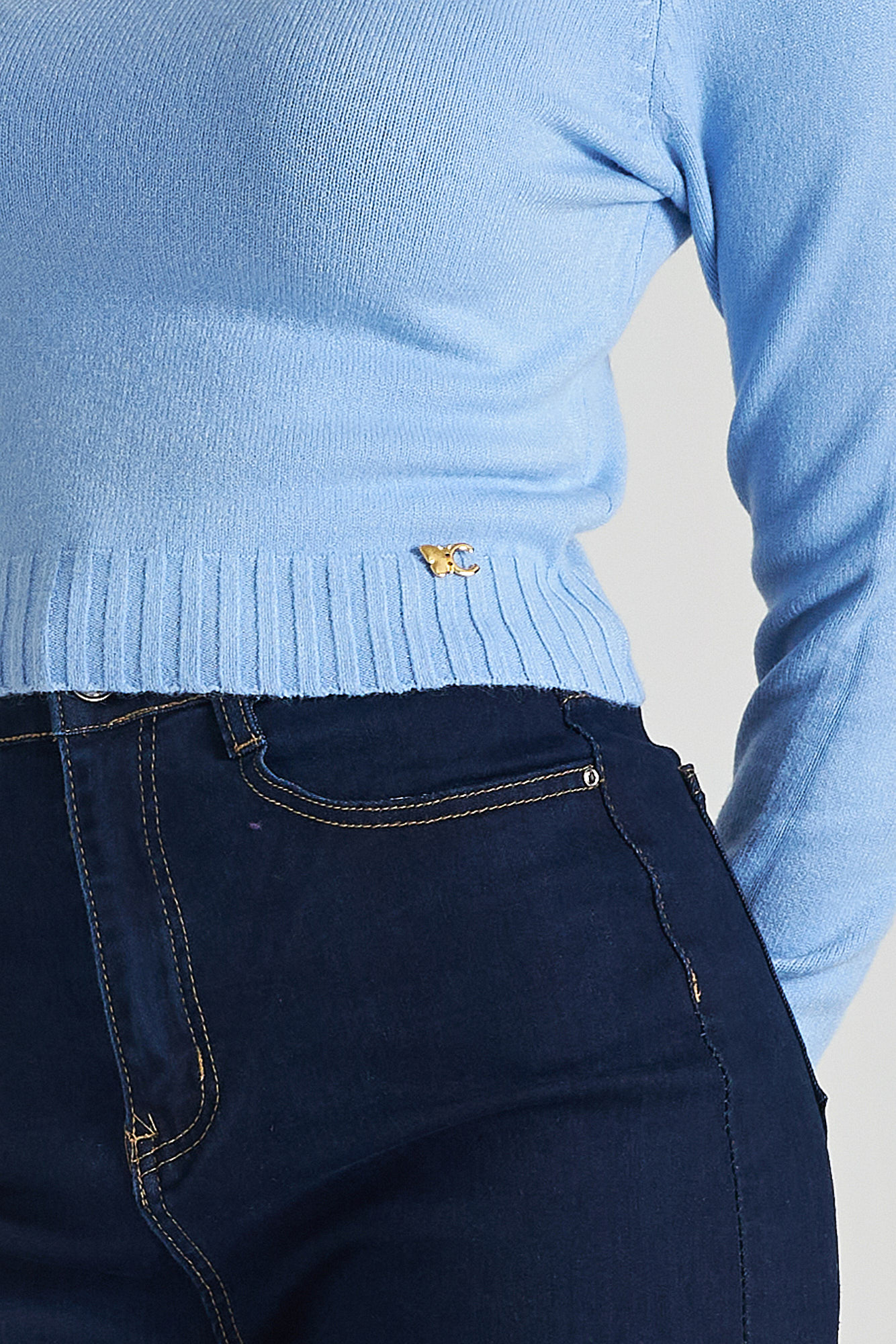 Picture of Cropped high neck sweater