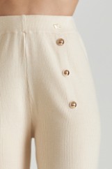 Picture of Knitted pants with buttons