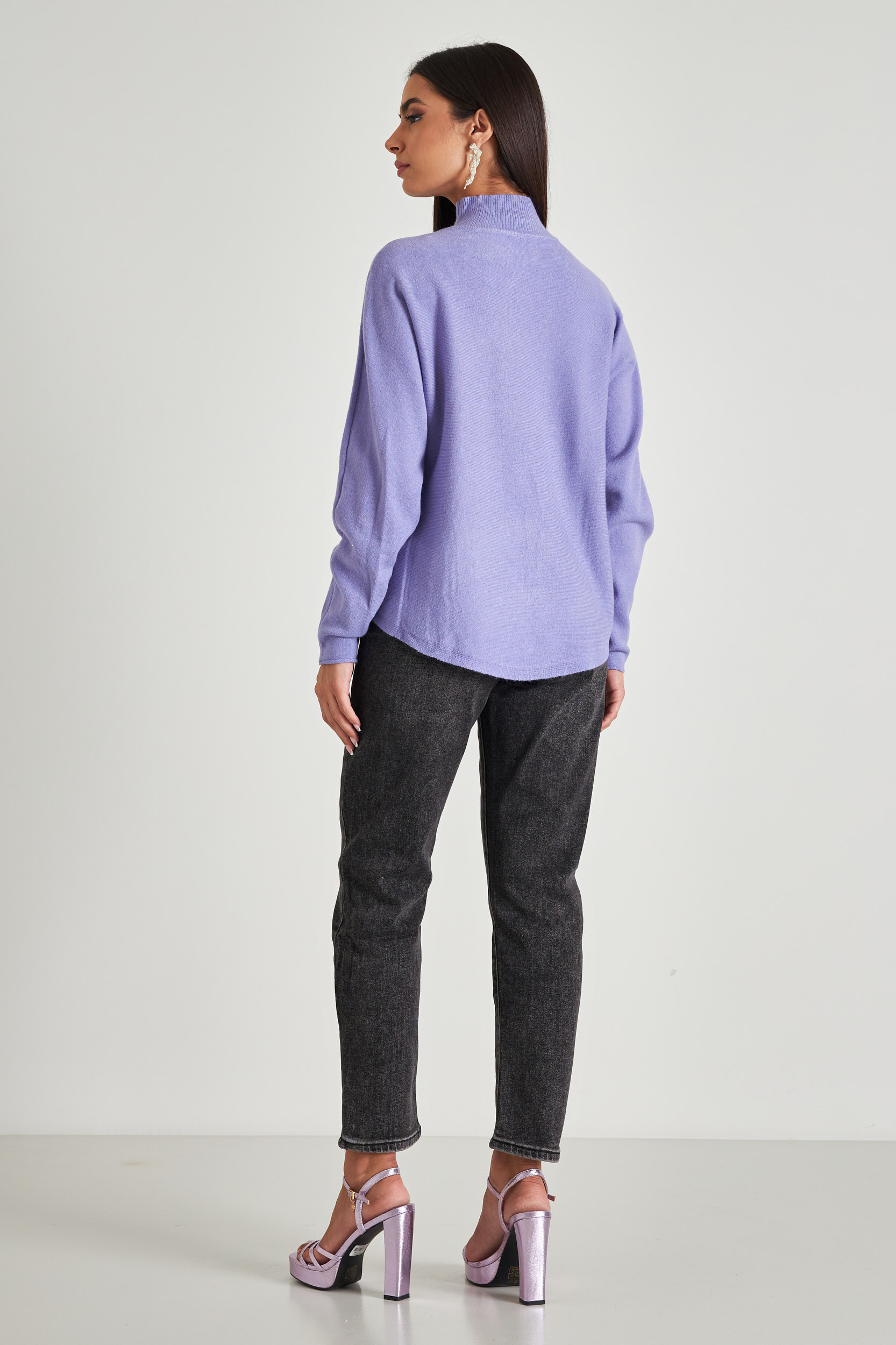 Picture of High neck sweater