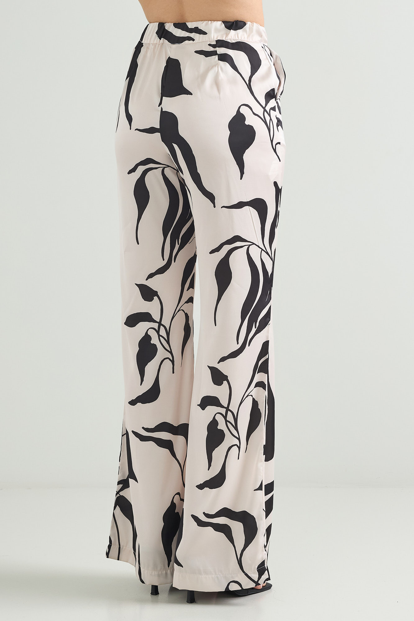 Picture of Printed wide leg pants