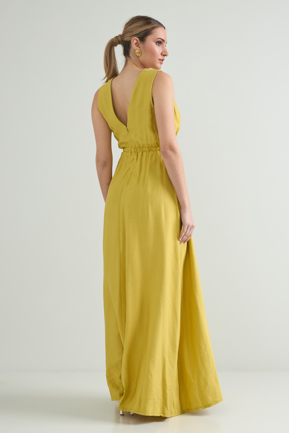 Picture of Low-cut maxi dress