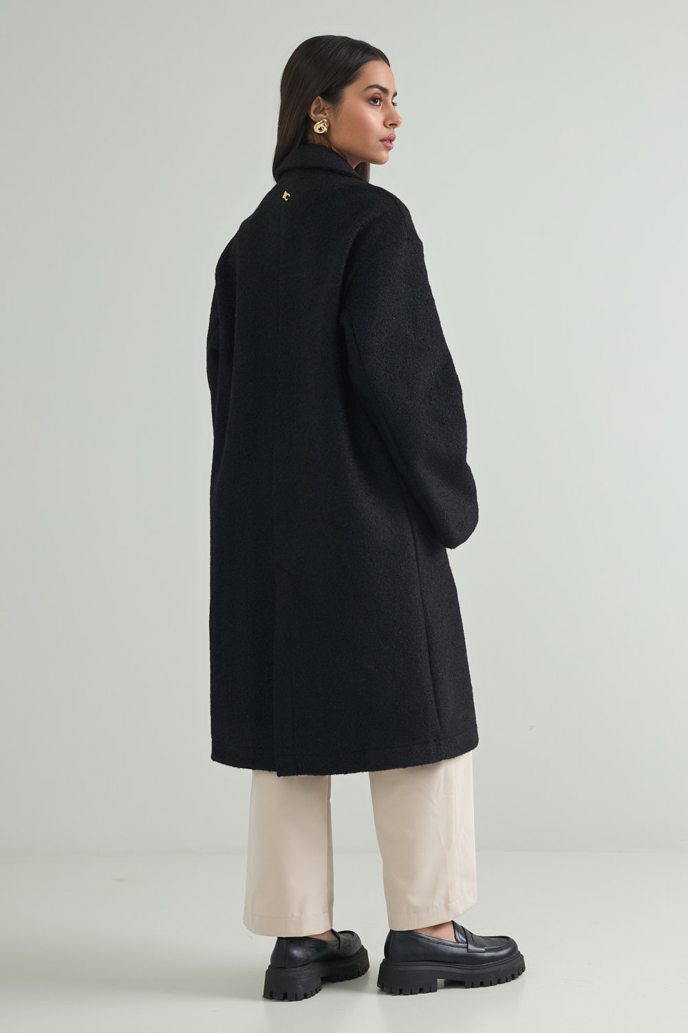 Picture of Long oversized coat with double buttons