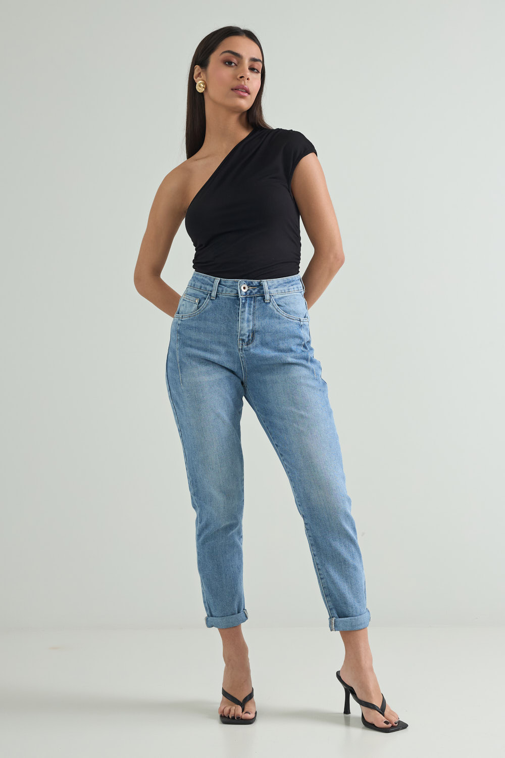 Picture of Highwaisted slim mom fit jeans