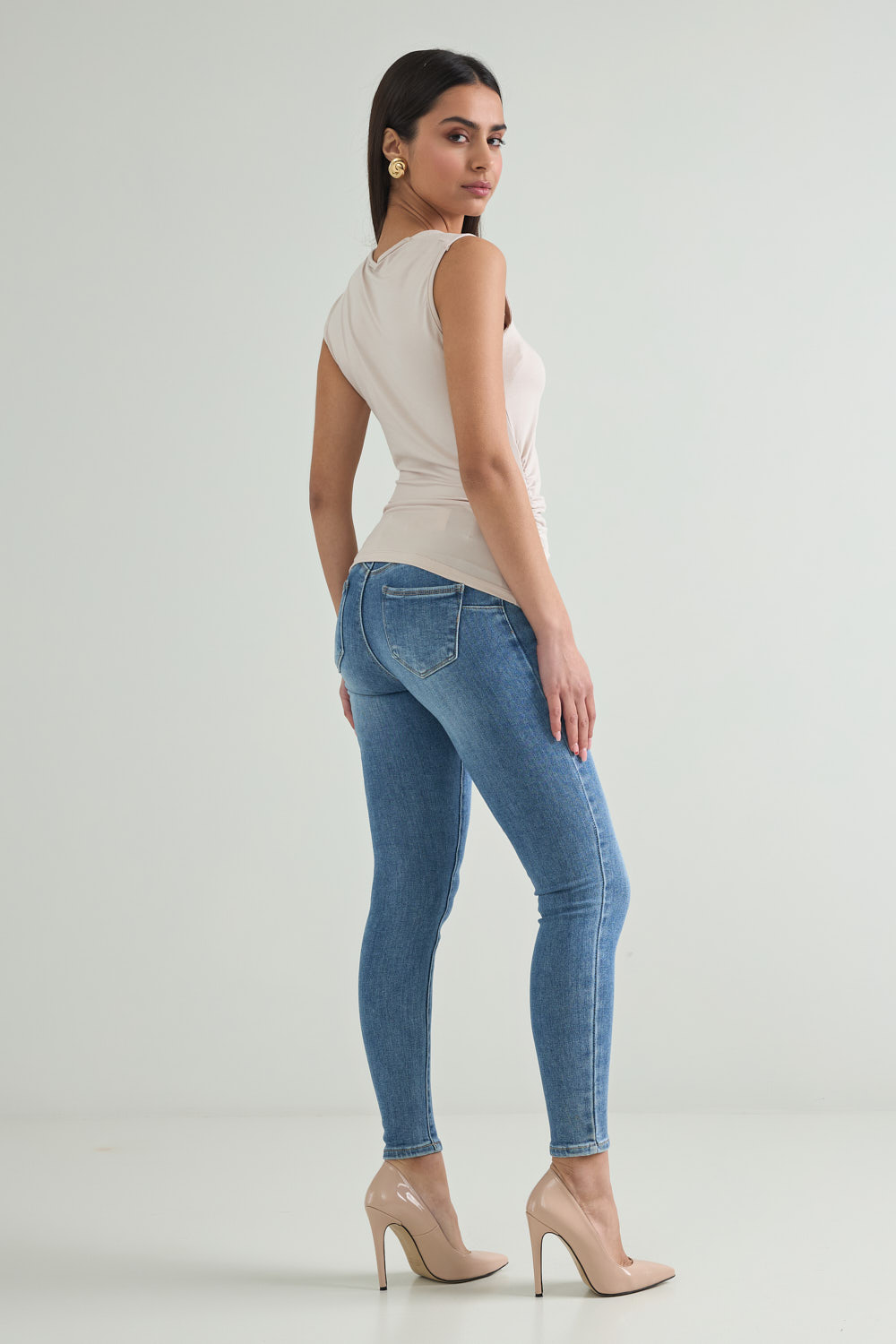 Picture of Bamboo blouse with cut